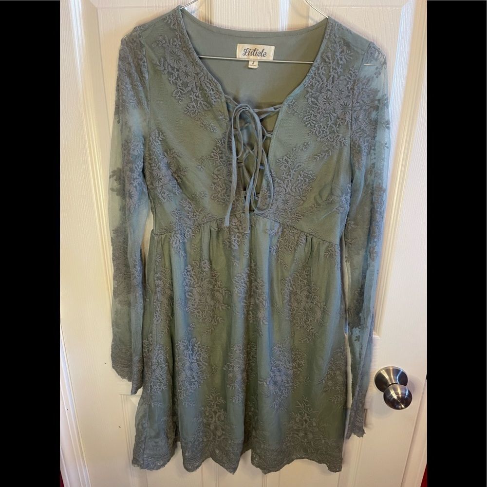 Listicle sage green lace dress sz S